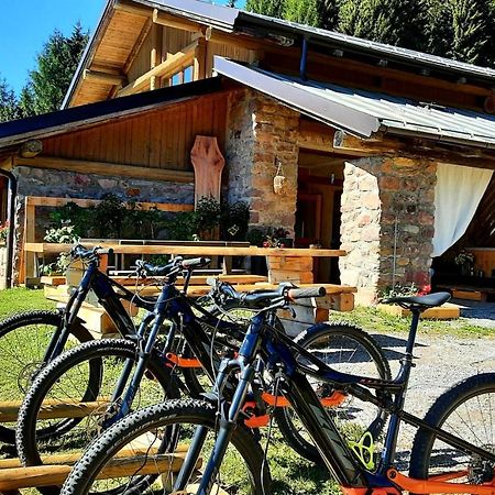 Castel Condino Chalet Chapeau Rar المظهر الخارجي الصورة