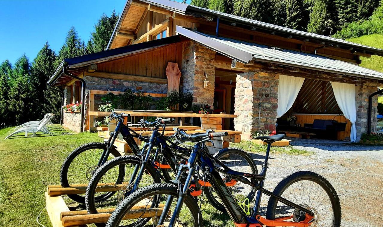 Castel Condino Chalet Chapeau Rar المظهر الخارجي الصورة
